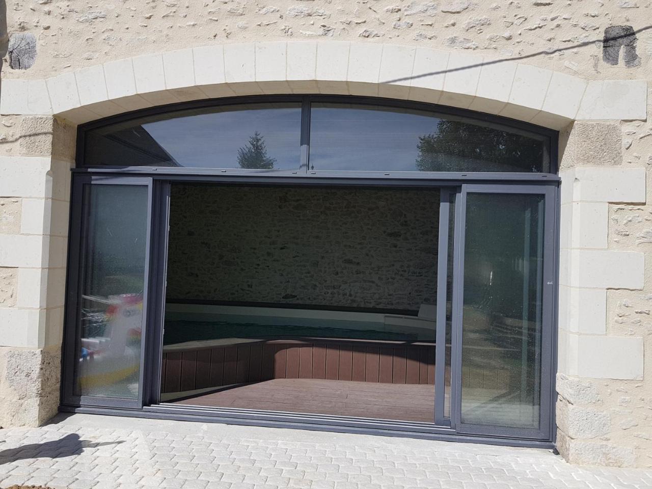 Le Clos De La Briollerie Hotel Tauxigny Eksteriør billede
